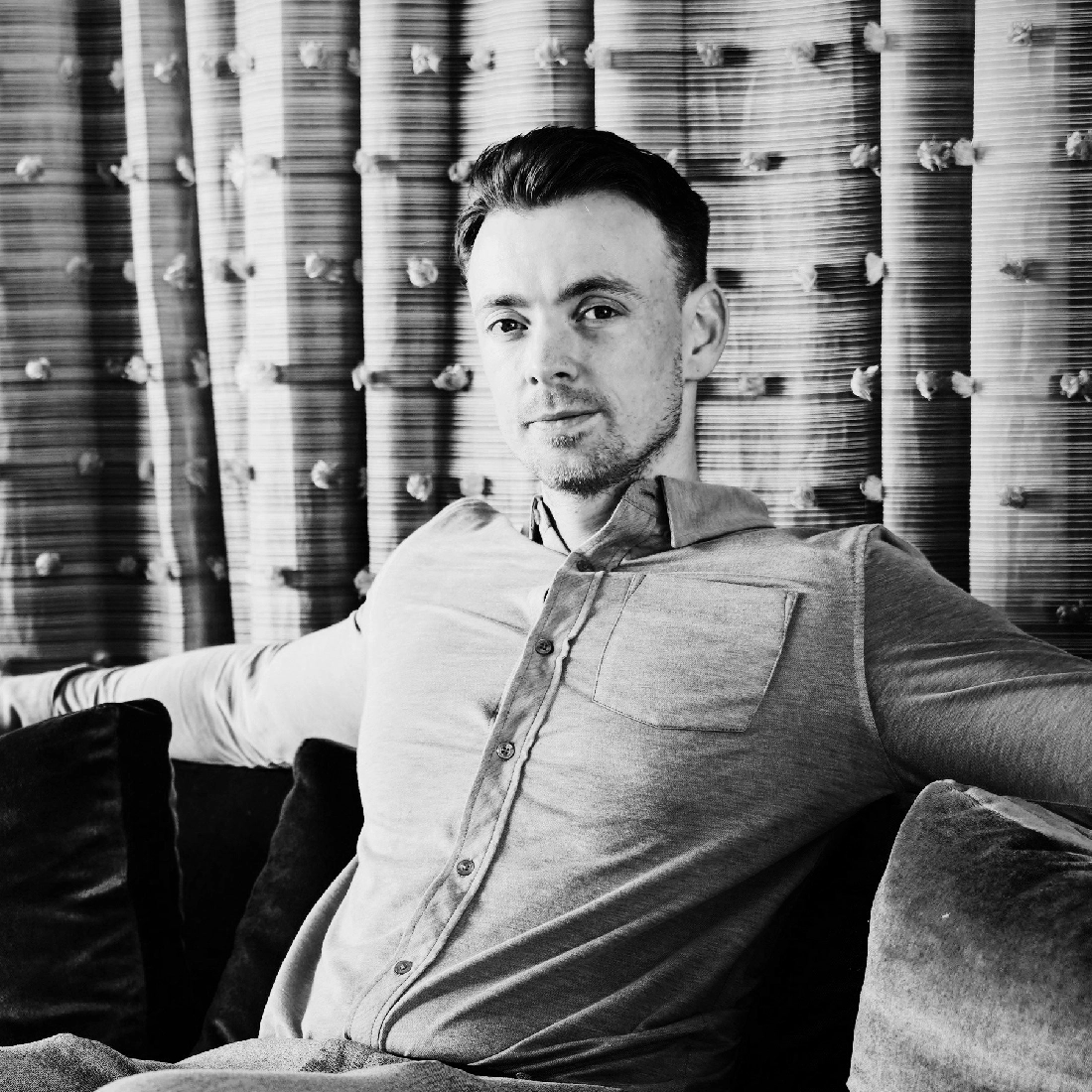 علیرضا دهکار